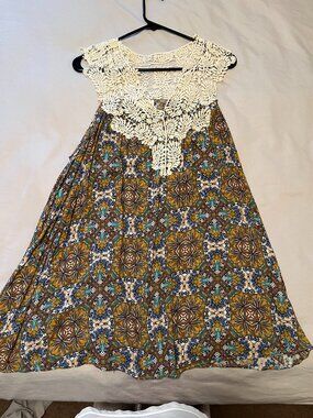 Umgee Boho Flowered Top Size M